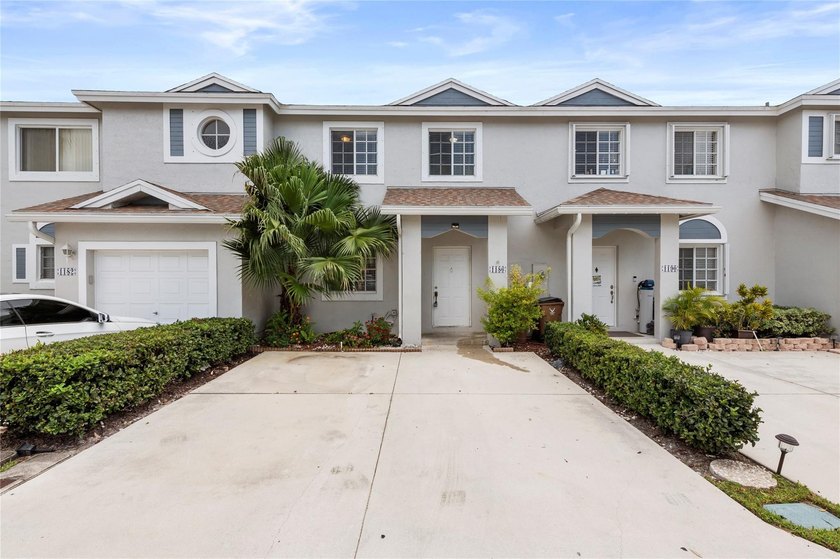 Lovely 3 bedroom, 2.5 bathroom townhome located in the 24 hour - Beach Townhome/Townhouse for sale in Deerfield Beach, Florida on Beachhouse.com