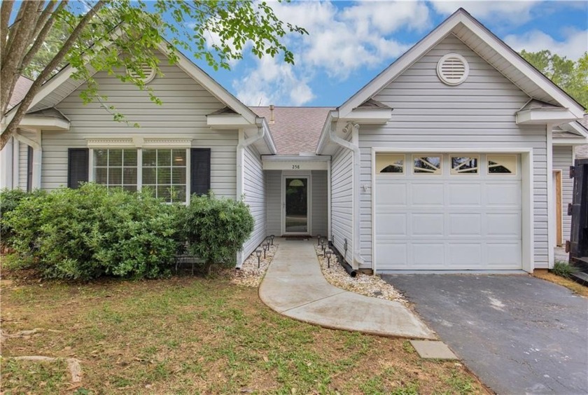 Welcome to Spring Lake Subdivision!  Spring Lake is a gated - Beach Townhome/Townhouse for sale in Mobile, Alabama on Beachhouse.com