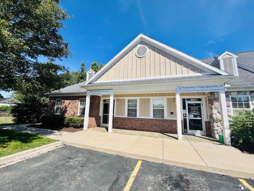 Delisle Center Professional Condo available. Corner unit 4 - Beach Commercial for sale in Monroe, Michigan on Beachhouse.com