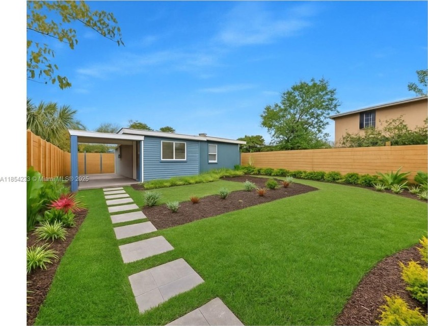 Unbelievable Opportunity in Ft. Lauderdale!Own a duplex with an - Beach Townhome/Townhouse for sale in Fort Lauderdale, Florida on Beachhouse.com