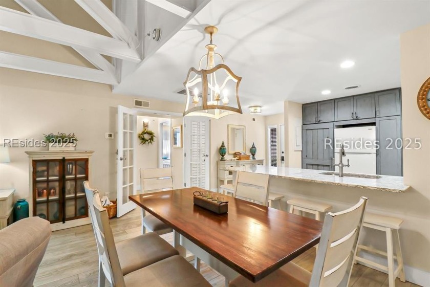 Welcome to paradise in Palmetto Dunes! This beautifully updated - Beach Condo for sale in Hilton Head Island, South Carolina on Beachhouse.com