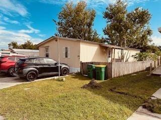 Priced to sell, Spacious 3/2 with a low lot rent of only $445 - Beach Home for sale in Cocoa, Florida on Beachhouse.com