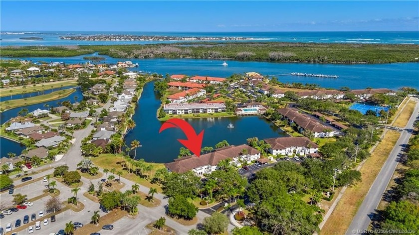 This spectacular furnished turnkey first-floor 2BR/2BA residence - Beach Condo for sale in Stuart, Florida on Beachhouse.com