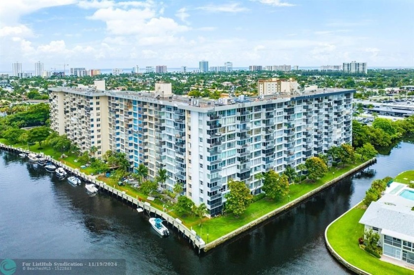 SELLER FINANCING AVAILABLE.  CORNER UNIT, WATERFRONT PARADISE - Beach Condo for sale in Pompano Beach, Florida on Beachhouse.com