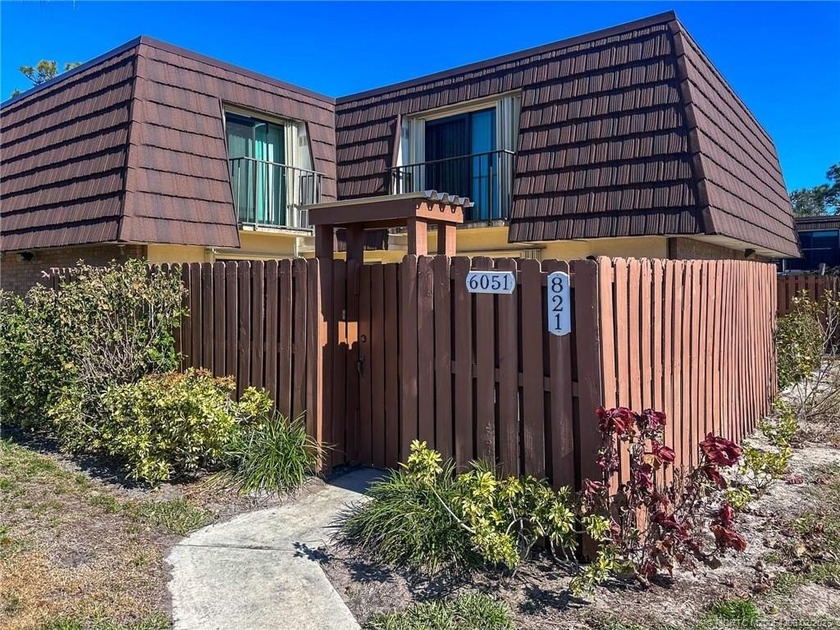 At River Pines, life doesn't just move-it thrives. This - Beach Townhome/Townhouse for sale in Stuart, Florida on Beachhouse.com