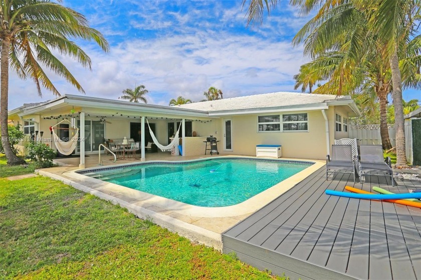 Welcome to your waterfront paradise! this charming home features - Beach Home for sale in Pompano Beach, Florida on Beachhouse.com