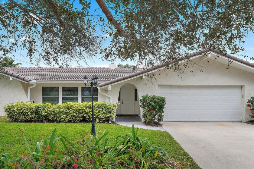 Nestled in the scenic community of Juno Isles, this 3-bedroom - Beach Home for sale in North Palm Beach, Florida on Beachhouse.com