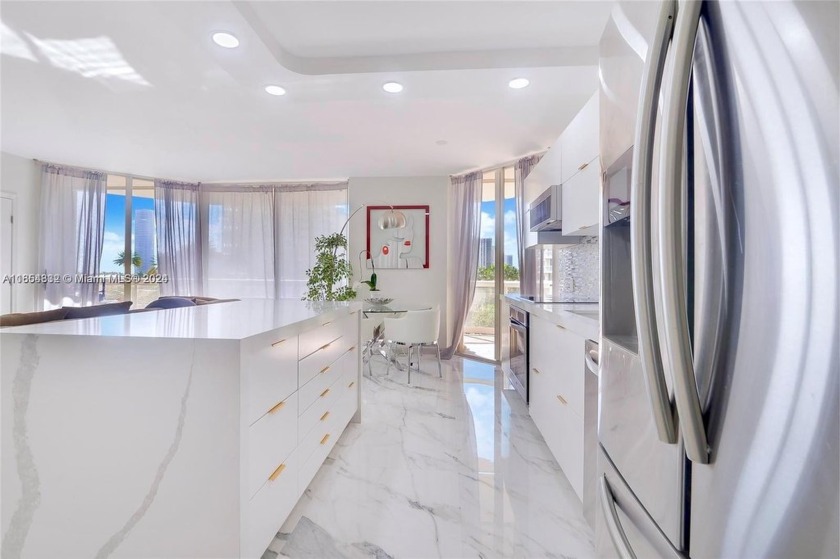 Spectacular Unit at Turnberry Terraces on Aventura Circle - Beach Condo for sale in Aventura, Florida on Beachhouse.com