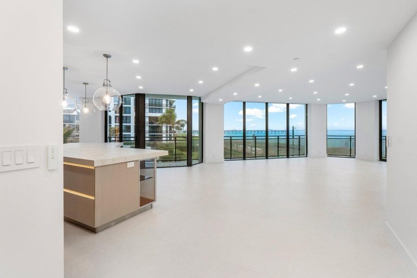 Pinnacle of Luxury - Sensational Brand New 2 Bedroom/2.5Bath - Beach Condo for sale in Palm Beach, Florida on Beachhouse.com
