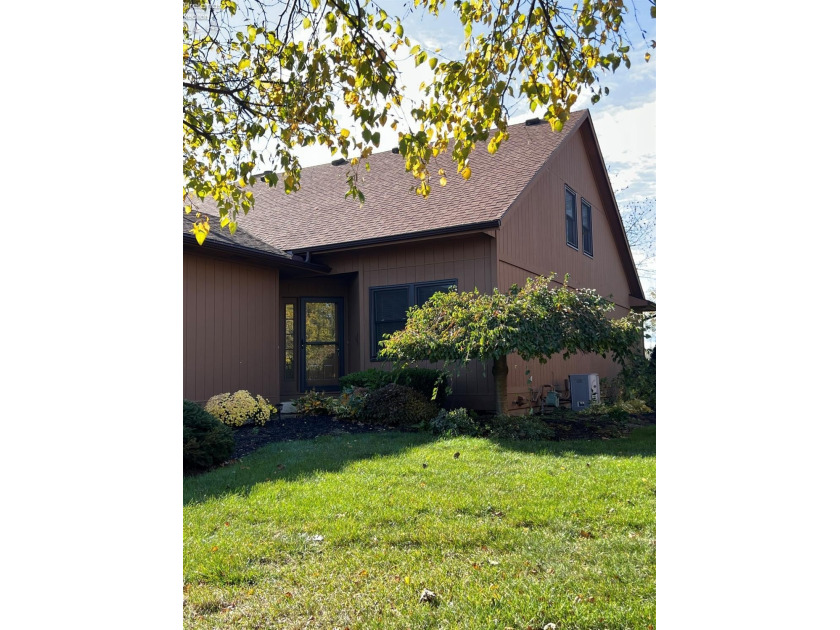 Move-in ready and full of updates! This secluded location on - Beach Condo for sale in Port Clinton, Ohio on Beachhouse.com