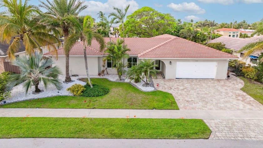 Bring your yacht and walk to the beach from this 90'  no-fixed - Beach Home for sale in Deerfield Beach, Florida on Beachhouse.com