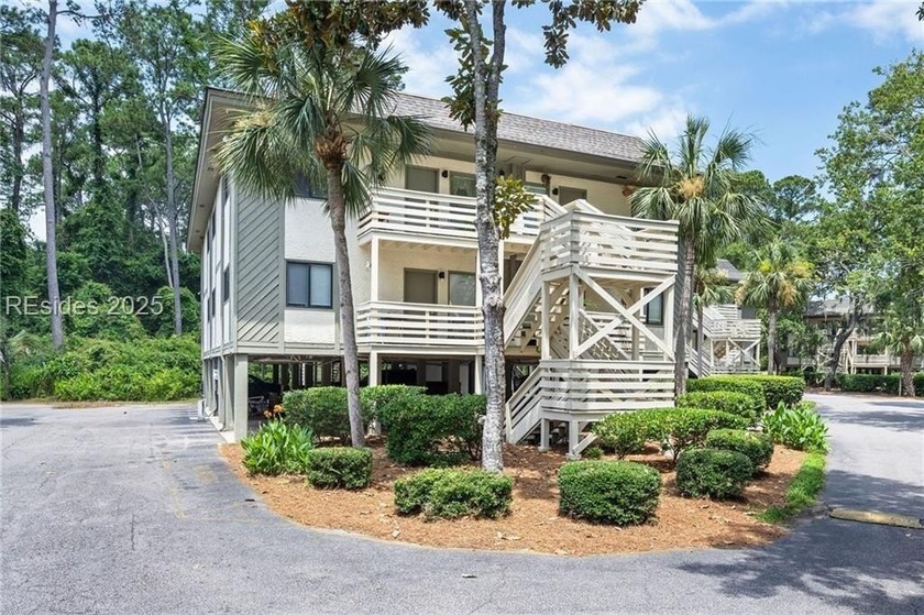 This 2 bed 1.5 bath Villa is your gateway to embracing the - Beach Condo for sale in Hilton Head Island, South Carolina on Beachhouse.com
