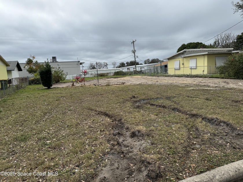 Great place for short term rental or investment property! Close - Beach Lot for sale in Cocoa, Florida on Beachhouse.com