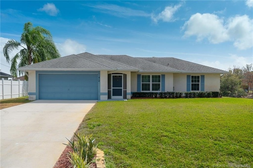 Welcome Home to your 3-bedroom, 2 bath, 2 car garage with large - Beach Home for sale in Port Saint Lucie, Florida on Beachhouse.com