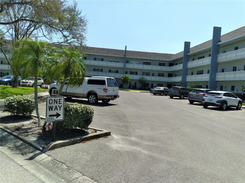 OWNER FINANCING AVAILABLE!
WASHER  DRYER IN THE UNIT and - Beach Condo for sale in Clearwater, Florida on Beachhouse.com