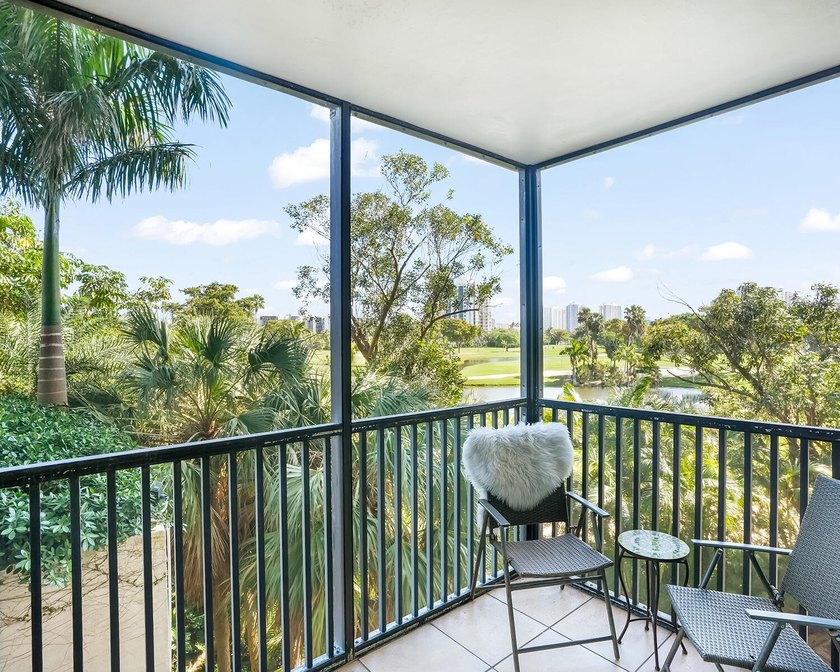 Beautiful 2 bed, 2 bath condo in the all-ages Coranado Building - Beach Condo for sale in Aventura, Florida on Beachhouse.com