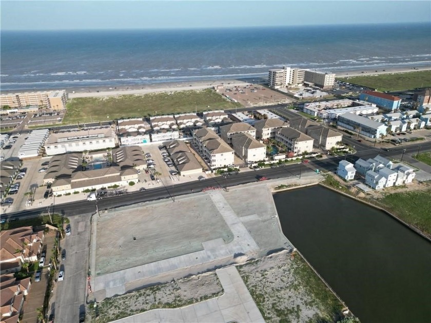Welcome to an Amazing Waterfront development on Lake Padre. Lot - Beach Lot for sale in Corpus Christi, Texas on Beachhouse.com