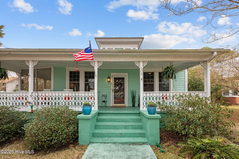 Welcome to this charming coastal cottage located in the peaceful - Beach Home for sale in Vandemere, North Carolina on Beachhouse.com