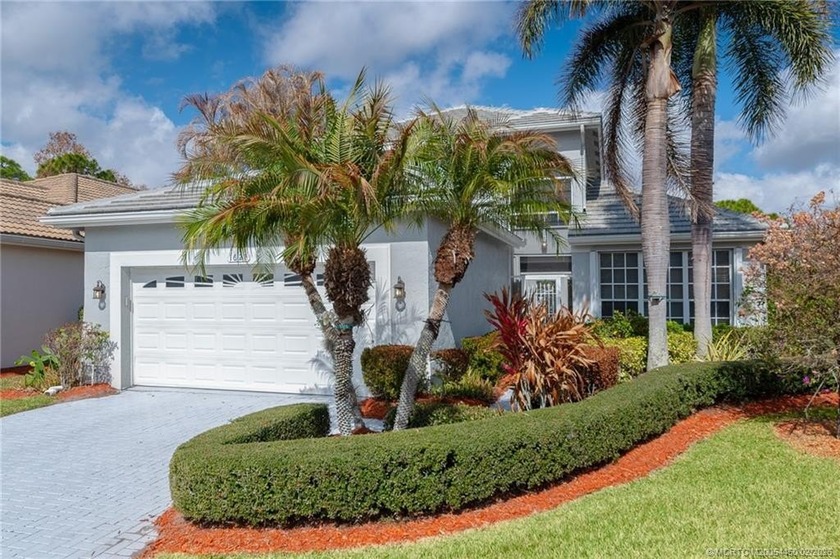 NEW ROOF! This Ballantrae Pool Home offers 3 bedrooms and loft - Beach Home for sale in Port Saint Lucie, Florida on Beachhouse.com