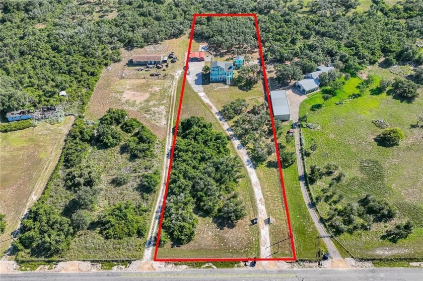 Fantastic property for those who love both indoor and outdoor - Beach Home for sale in Aransas Pass, Texas on Beachhouse.com