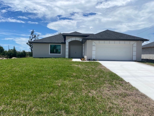 Beautiful new Construction on intersection canal with a great - Beach Home for sale in Cape Coral, Florida on Beachhouse.com