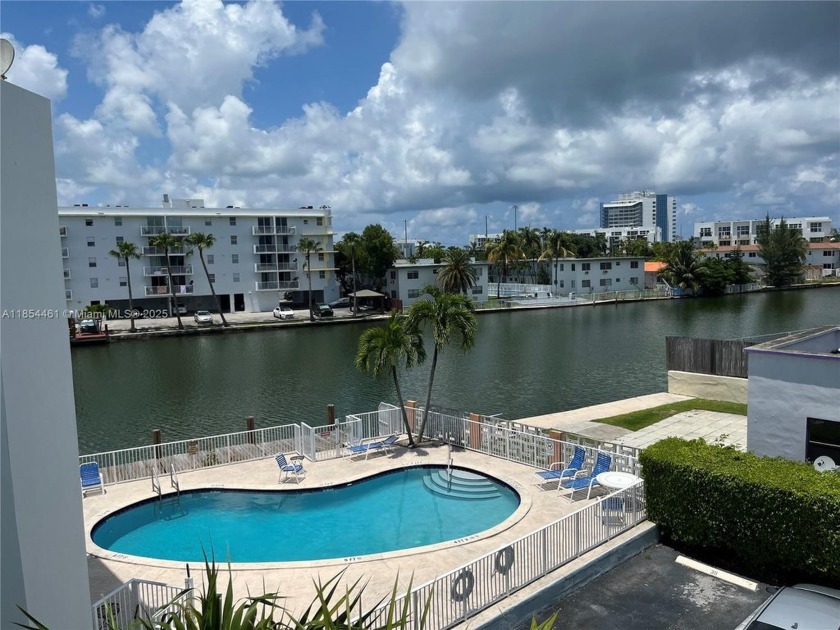 Don't miss this beautiful 1-bedroom, 1-bath condo located on the - Beach Condo for sale in Miami Beach, Florida on Beachhouse.com
