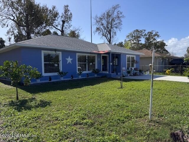 Look no further!  This 4 bedroom, 2 bath split floorpan home is - Beach Home for sale in Daytona Beach, Florida on Beachhouse.com