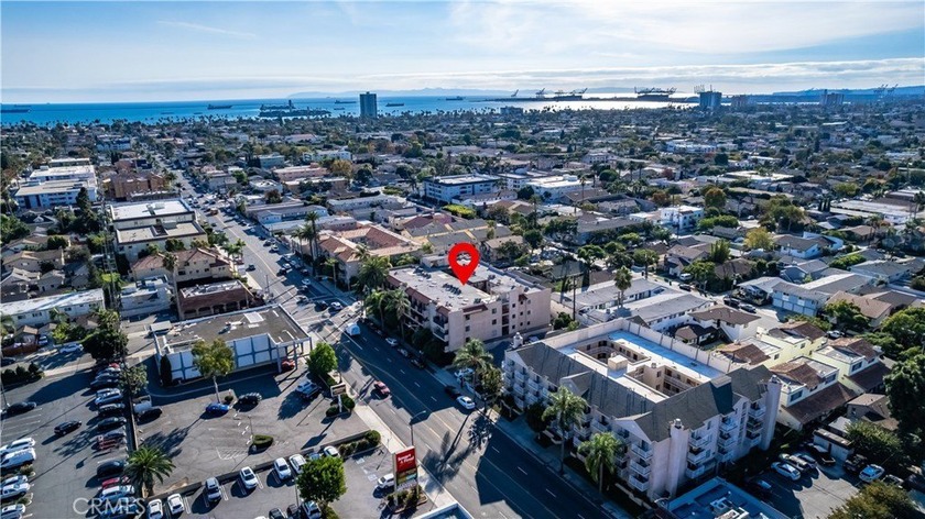 Welcome to this beautifully updated 2-bedroom, 2-bathroom end - Beach Condo for sale in Long Beach, California on Beachhouse.com