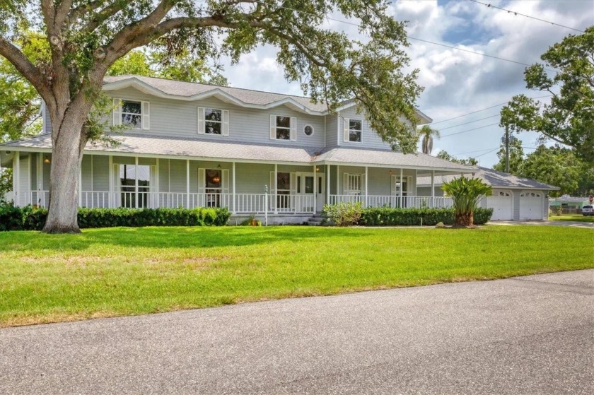 A rare canal-front opportunity in the heart of Palmetto! - Beach Home for sale in Palmetto, Florida on Beachhouse.com