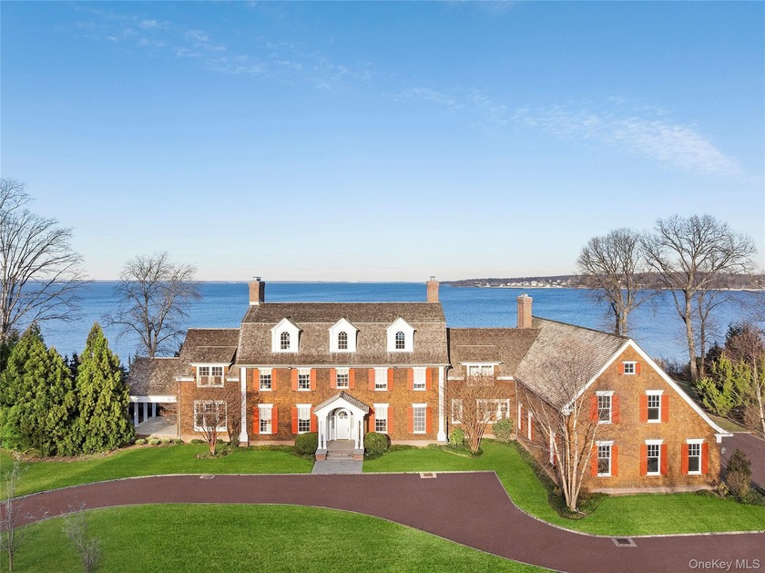 Majestically set 50 feet above sea level with 246 feet of - Beach Home for sale in Sands Point, New York on Beachhouse.com
