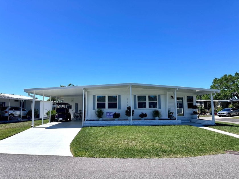 Corner Lot, Fully Renovated Home at 394 Peppertree in Colony - Beach Home for sale in Ellenton, Florida on Beachhouse.com