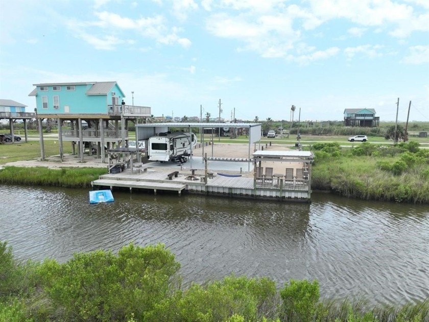 Ready to own your lot at the beach ? Just bring your RV! This - Beach Lot for sale in Gilchrist, Texas on Beachhouse.com