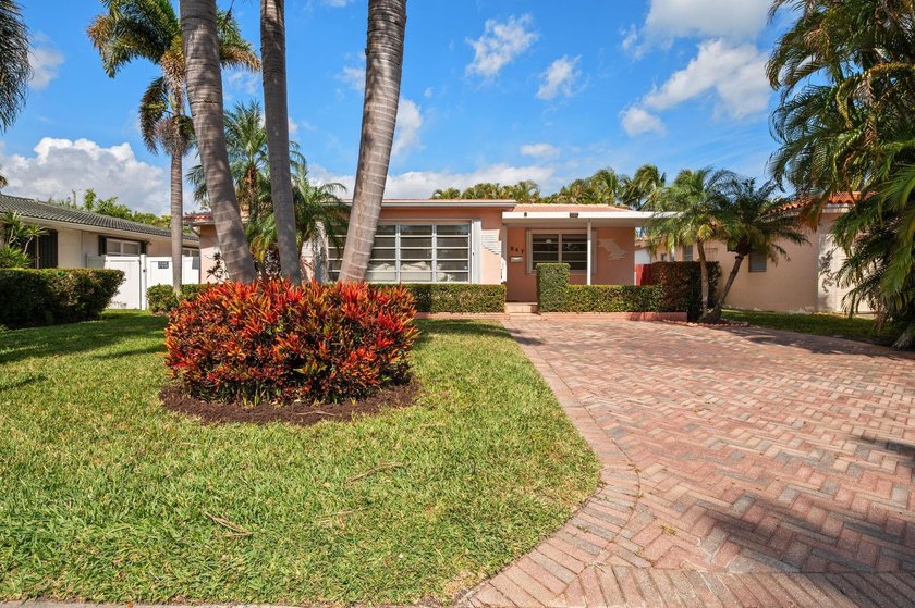 Rare opportunity steps from the Intracoastal in Hollywood's - Beach Home for sale in Hollywood, Florida on Beachhouse.com