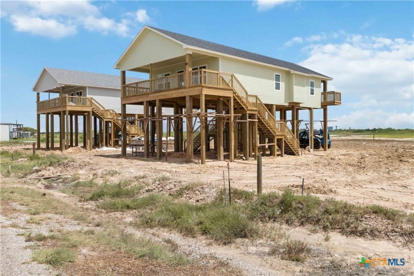 Welcome to your nearly completed dream home in the heart of - Beach Home for sale in Port Lavaca, Texas on Beachhouse.com