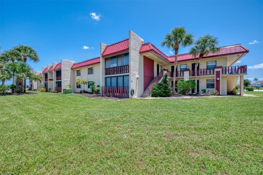 NEW PRICE! Ideal and affordable Florida winter home in Rotonda - Beach Condo for sale in Rotonda West, Florida on Beachhouse.com