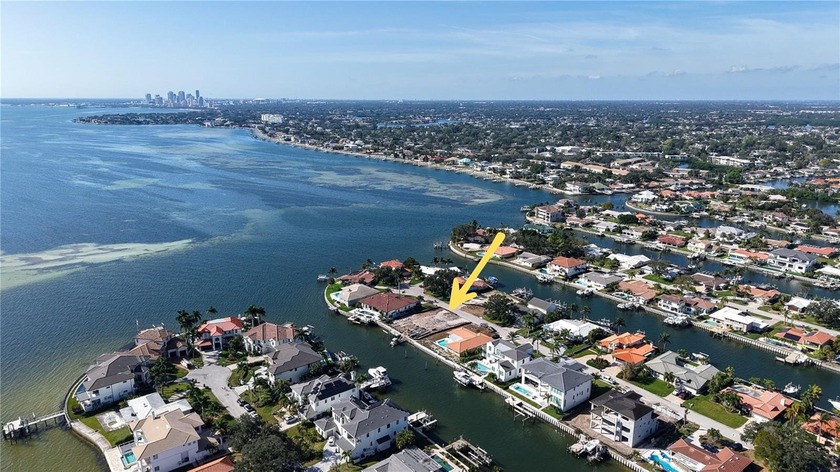 A superb opportunity to secure a prime waterfront parcel on one - Beach Lot for sale in St. Petersburg, Florida on Beachhouse.com