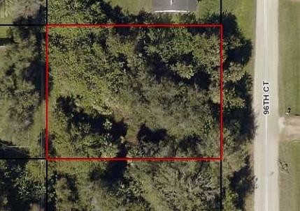 Oversized lot almost 1/3 of an acre. Perfect to build your dream - Beach Lot for sale in Vero Beach, Florida on Beachhouse.com