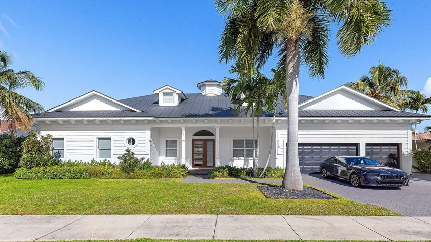 An exceptional offering moments from Atlantic Avenue and the - Beach Home for sale in Delray Beach, Florida on Beachhouse.com