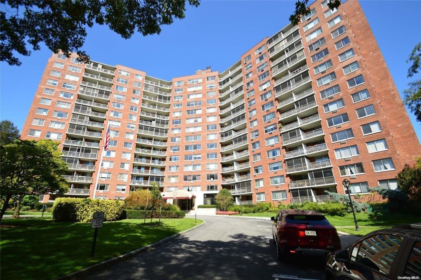 Renovated, spacious one bedroom apartment on high floor in - Beach Home for sale in Bayside, New York on Beachhouse.com