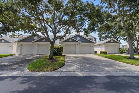 One or more photo(s) has been virtually staged. NO Water or - Beach Condo for sale in Largo, Florida on Beachhouse.com