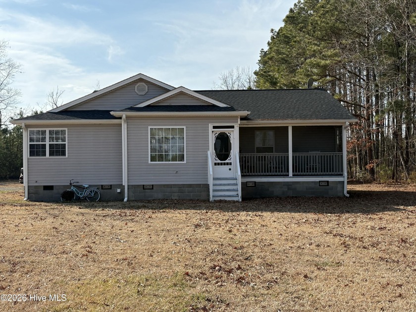 COUNTRY LIVING at its FINEST! This 3-bed, 2-bath ranch style - Beach Home for sale in Hertford, North Carolina on Beachhouse.com