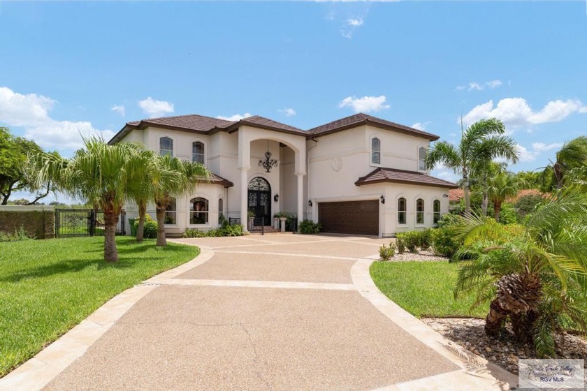 Take a look at this stunning high-end executive home in the - Beach Home for sale in Brownsville, Texas on Beachhouse.com
