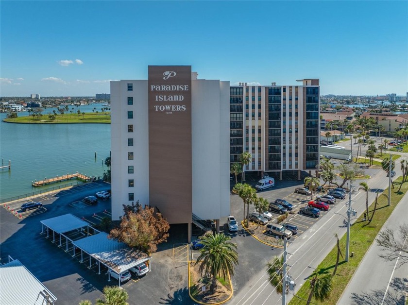 High on the 6th floor of Paradise Island Towers is this turnkey - Beach Condo for sale in Treasure Island, Florida on Beachhouse.com
