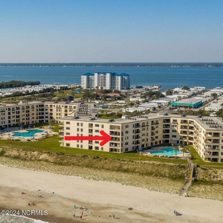 Welcome to your ocean front retreat!  Located in Summer Winds in - Beach Condo for sale in Indian Beach, North Carolina on Beachhouse.com