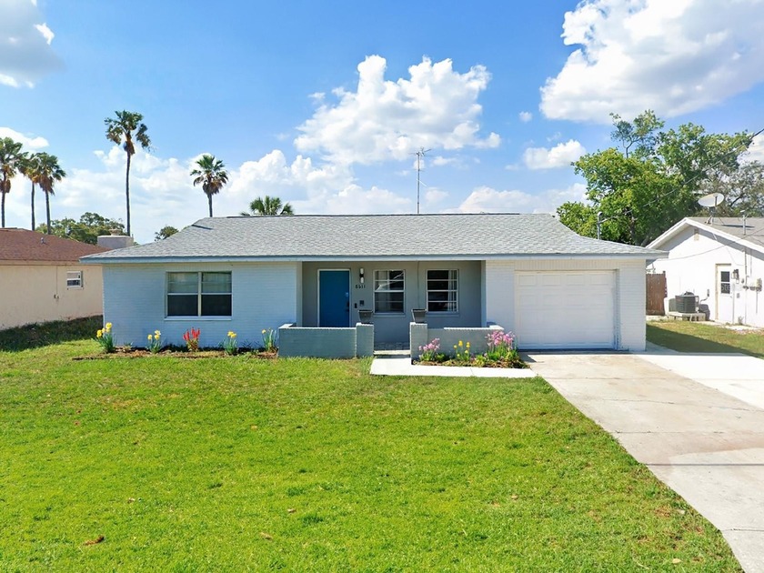 One or more photo(s) has been virtually staged. Welcome to your - Beach Home for sale in Hudson, Florida on Beachhouse.com