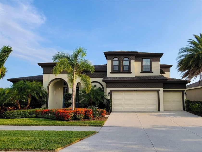 LIVE THE FLORIDA LIFESTYLE YOU'VE BEEN DREAMING OF! This - Beach Home for sale in Apollo Beach, Florida on Beachhouse.com