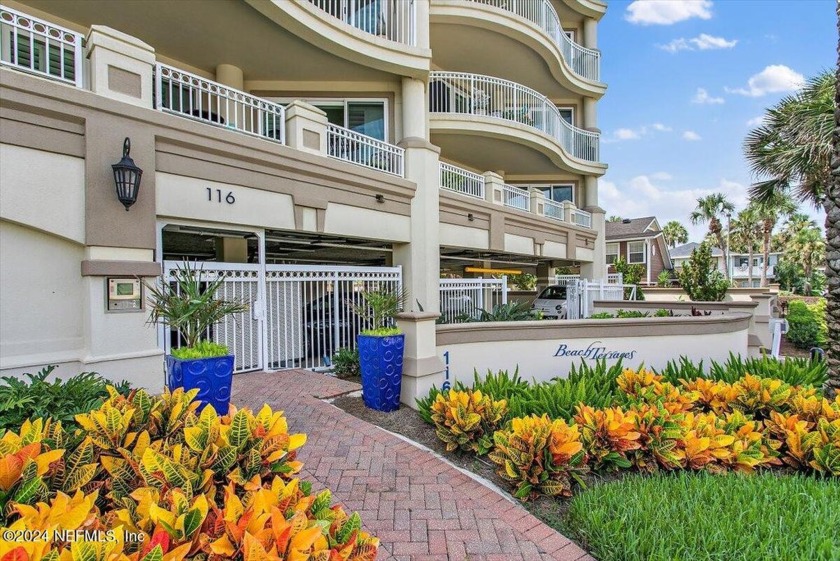 Welcome Home.....to this PRISTINE End Unit Condo just 1/2 block - Beach Condo for sale in Jacksonville Beach, Florida on Beachhouse.com