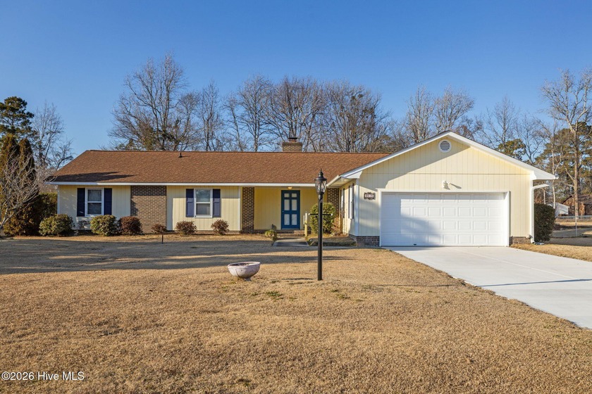 Searching for the BEST of locations? Here it is! 3616 Sunny - Beach Home for sale in Morehead City, North Carolina on Beachhouse.com