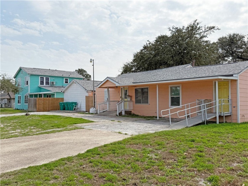 NEW PRICE! Investor's special! This income producing 4-plex is - Beach Townhome/Townhouse for sale in Aransas Pass, Texas on Beachhouse.com
