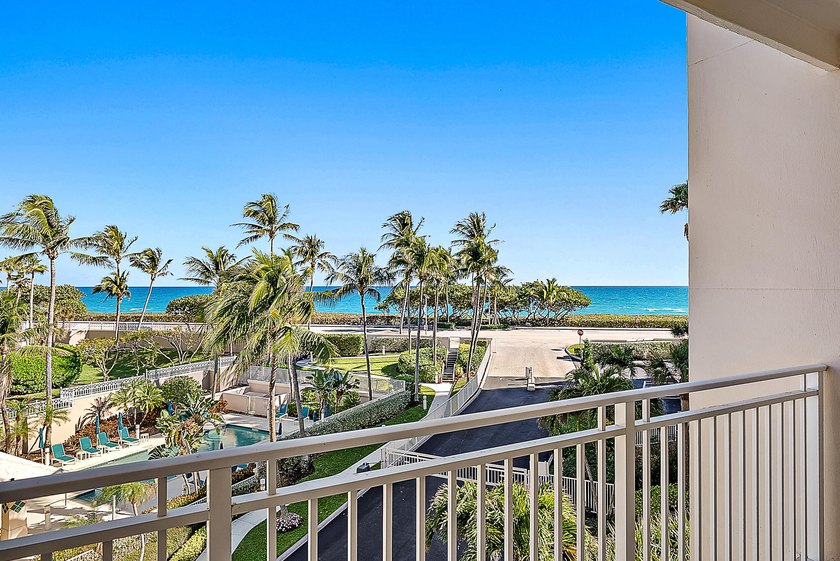 Amazing opportunity to own a rare 3 bedroom coastal condo! From - Beach Condo for sale in Jupiter, Florida on Beachhouse.com